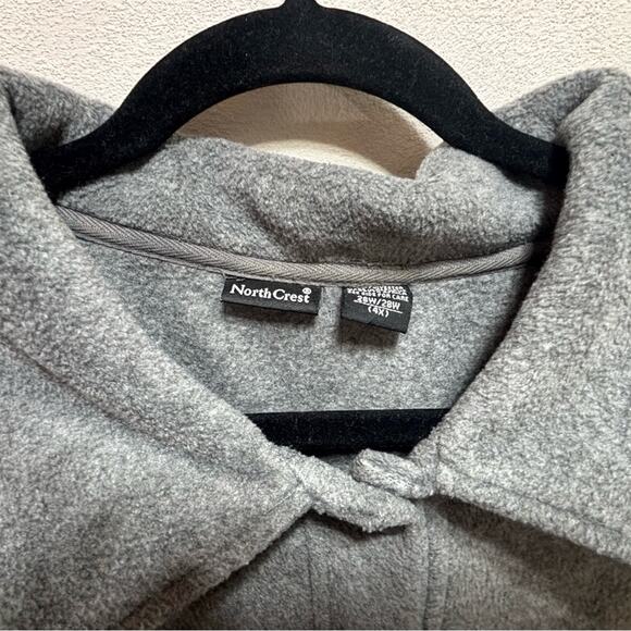 Plus Size Fleece Northcrest Light Gray Cozy Fleece 4X - Picture 2 of 5